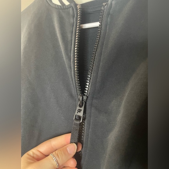 Fabletics Year Round Terry Bomber Size S - Picture 4 of 5